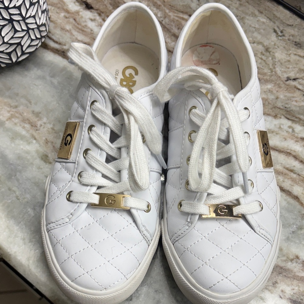G by Guess Women's White Quilted Lace-Up Sneakers